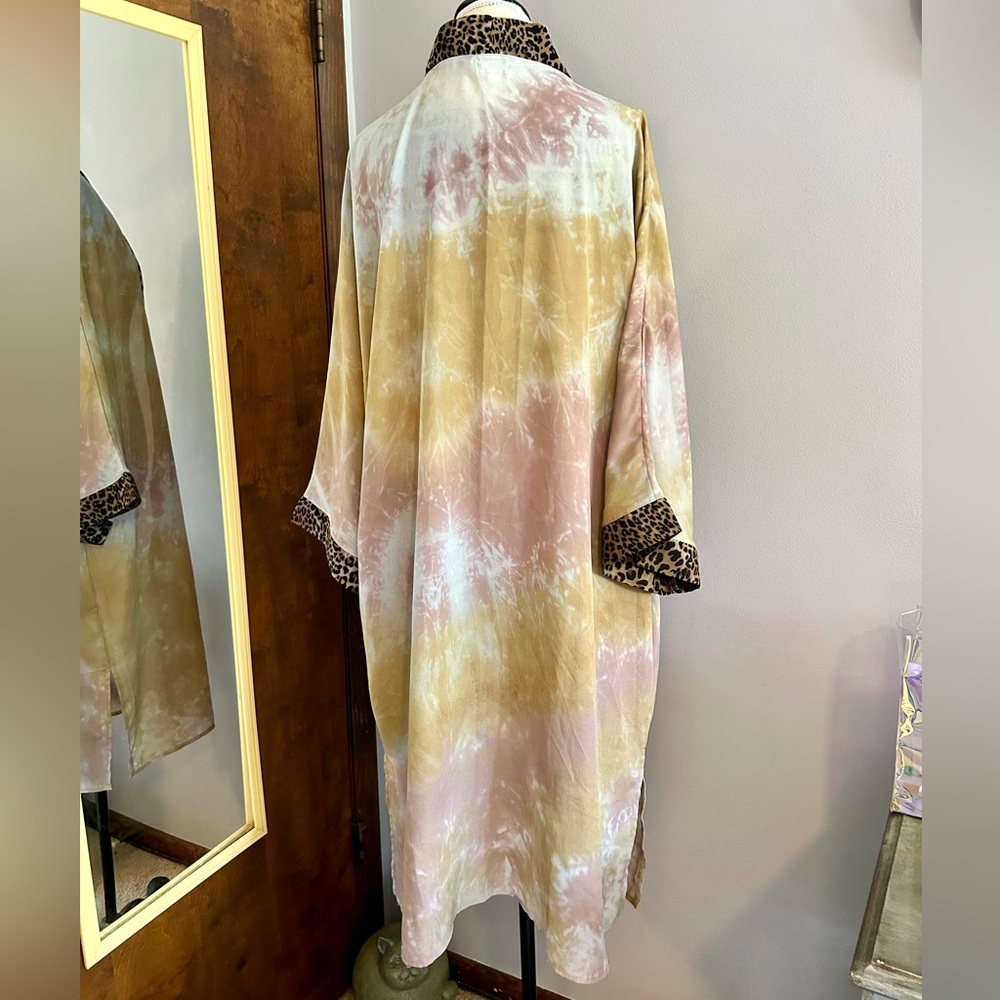 Tie Dye & Leopard Print Kimono by Amaryllis x Ashlee Nichols - Picture 5 of 10